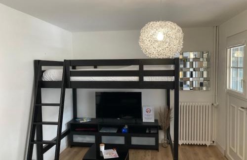 Montcy-Notre-Dame Apartment | Elegant Apartment - Guest Rated 8.9/10 for Your Stay