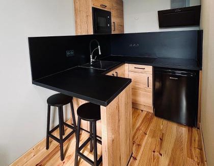 Foix Apartment | Modern Elegance with Spa and Pet-Friendly Amenities