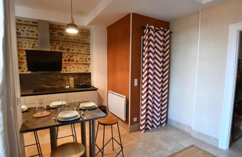 Arnaud Bernard Apartment | Elégant toulousain - Centre - Métro - Standing