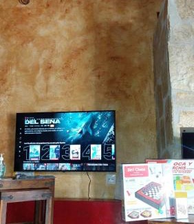 Mijares House | Pet-Friendly Retreat at El Ático de Mijares - Guest Rated 9.5