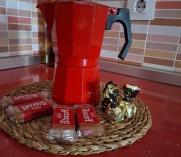 Mijares House | Pet-Friendly Retreat at El Ático de Mijares - Guest Rated 9.5