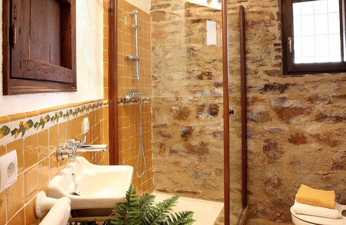 Vilches House | Discover El Añadio: Family-Friendly Stay with Pool & Spa