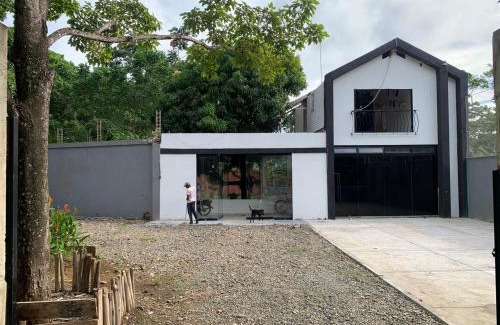 Turbo House | Budget-Friendly EL ABRAZO: Pet Friendly Getaway Awaits