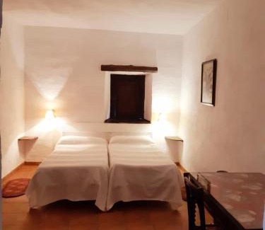La Cumbre House | Experience El Aleznal: Oceanfront Bliss with Pool Access