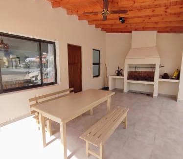 Cafayate House | El Algarrobo: Pet-Friendly Retreat with Pool and Family Fun