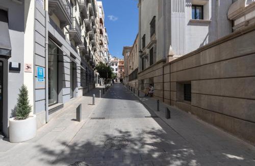 Centro - Sagrario Apartment | Discover El Almirez: Family-Friendly 4-Star Retreat