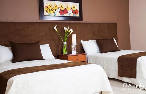 Piura Hotel | Relax at El Angolo Piura with Pool and Ocean View