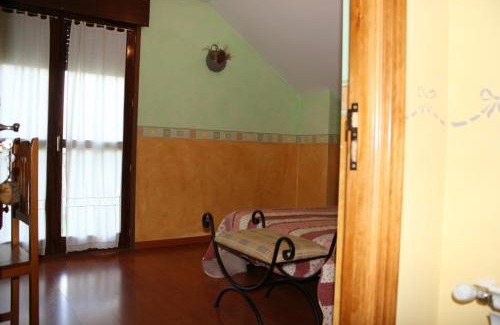 Quintanilla De Babia House | Discover El Aposento De Babia: Child-Friendly Retreat
