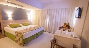 Boa Viagem Hotel | Cozy Aram Beach Boa Viagem with Pool and Pet-Friendly Amenities