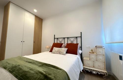 Ajo Apartment | El Arrecife: Family-Friendly Retreat with Pool & Pet Perks