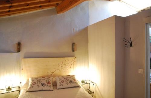 Solana de Avila House | El Arroyo: Family-Friendly Retreat with Hot Tub & Pets Welcome