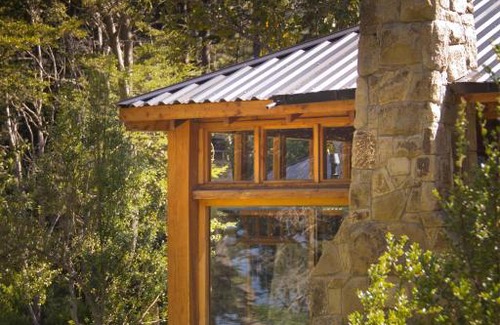 Esquel Cabin | Idyllic El Aura Lodge with Private Beach & Ocean Views