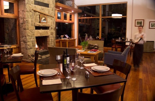 Esquel Cabin | Idyllic El Aura Lodge with Private Beach & Ocean Views
