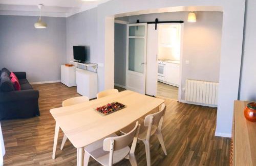 Guardiola de Bergueda Apartment | Child-Friendly El Balcó del Bastareny Apartment - 9/10 Rating