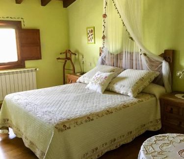 Alboreca Hotel | Beautiful El Balcón De Alboreca with Ocean View & Pool