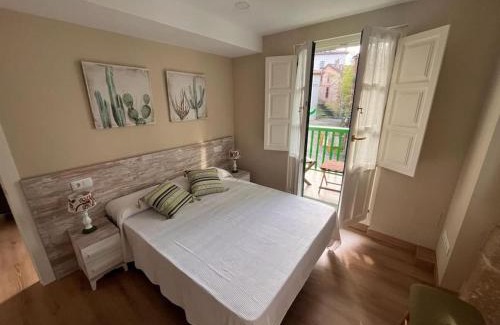 Comillas City Center Apartment | Family-Friendly El Balcón de Bolingas with Breakfast Included