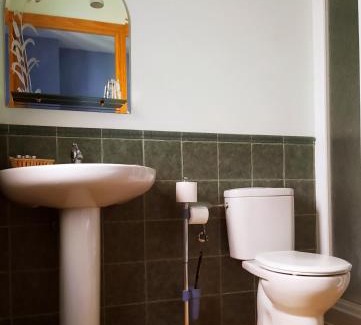 Cabezuela del Valle Apartment | Family-Friendly Retreat at El Balcon De Cabezuela Valle del Jerte