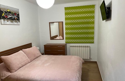 Bejar Apartment | Family-Friendly Retreat at El Balcón de la Covatilla