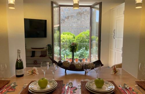 Old Town of Avila Apartment | Experience El Balcón de la Muralla: Family and Pet Friendly