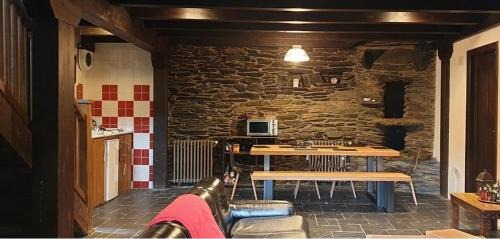 Sotillo de Cabrera House | Discover El Balcón de Sotillo - Adventure Awaits in Las Médulas