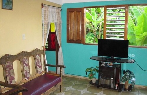 Baracoa House | Discover El Balcon: Family-Friendly Stay with Spa & Breakfast