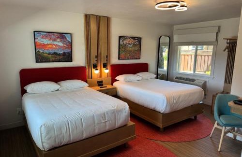 St. Helena Hotel | El Bonita Motel: Family-Friendly Retreat with Ocean Views