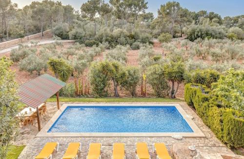 Son Antem Villa | Discover El Bosque: 4-Star Retreat with Pool & Family Fun
