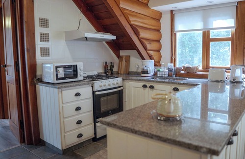 Villa La Angostura Hotel | Exceptional Hosteria Amigos del Bosque: Pool, Spa & Breakfast