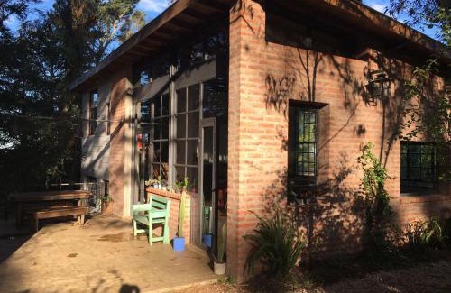 Sierra de los Padres House | Experience El Bosque Serrano: Family-Friendly Retreat