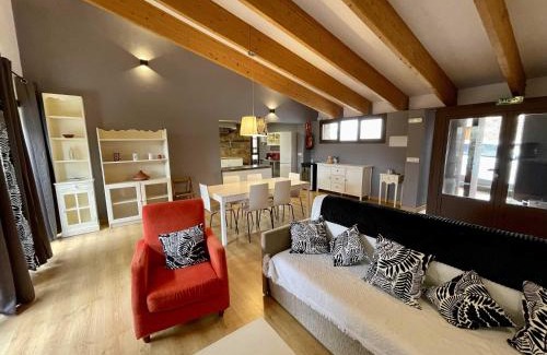Madarcos House | Pet-Friendly Getaway at El Bulín de Madarcos