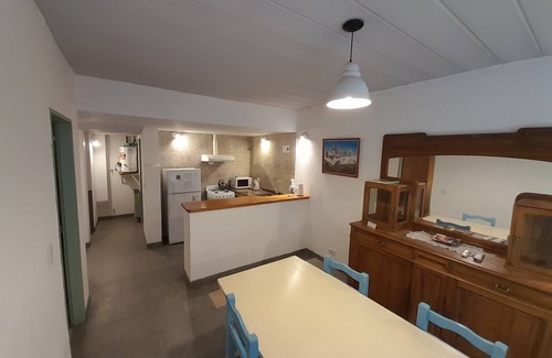 Macrozona Bahia Redonda y Primeros Faldeos Apartment | Family-Friendly Stay at EL Calafate Centro with Kitchen