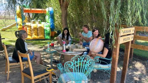 Iglesia Department House | El Campito Cabaña: Family Retreat with Pool & Pet Friendly