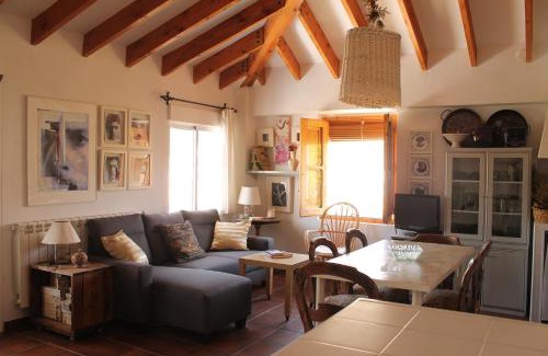 Castril Apartment | Family-Friendly Retreat at El Cantón Casa Rural