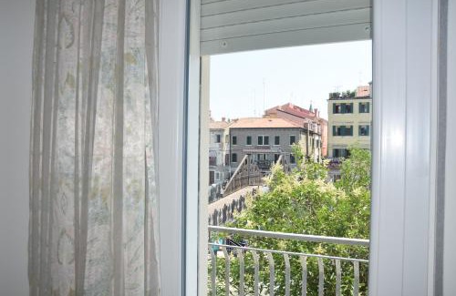 Chioggia Apartment | Family-Friendly Retreat at El Capitan de Mar - Rated 9.5/10