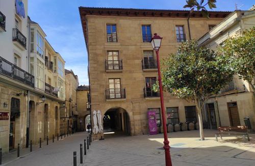 Haro Apartment | Discover EL CAPRICHO DE BACO: Pet-Friendly Retreat with 9.1 Rating