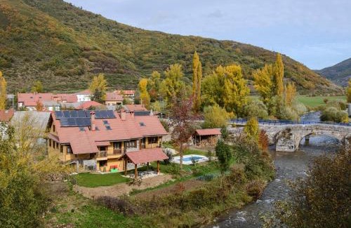 Boca de Huergano House | Experience El Casar del Puente: Pet-Friendly Paradise
