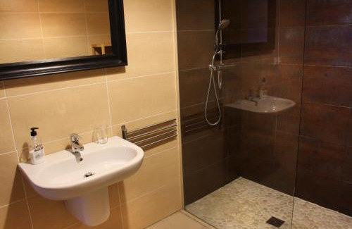 Santa Cruz de la Sierra Apartment | Discover El Casino de Santa Cruz: Pet-Friendly Retreat