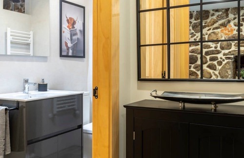 Riva Ski Chalet | Pet-Friendly Vrbo Property with Kitchen & Family Amenities