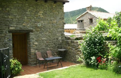 Boltana House | Discover El Castillo: 9.4/10 Rated, Pet-Friendly Retreat