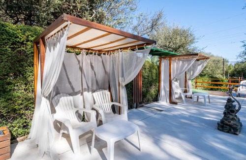 Villa General Belgrano Cabin | Discover El Chañar: Rated 10/10 with Pool & Breakfast