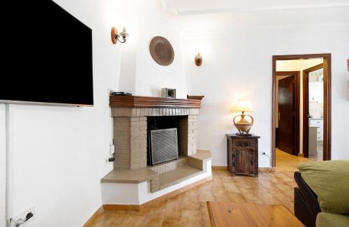 Chiclana de la Frontera Villa | El Chozo: 4-Star Excellence with Pool & Family-Friendly Fun