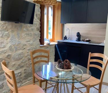 Villalobar de Rioja Apartment | El Ciépede - Alfovar Villa: Top-Rated Family & Pet Friendly