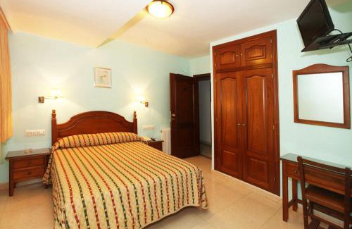 Parque Cruz Conde Hotel | Accessible Family Retreat at El Cisne Verde Hotel