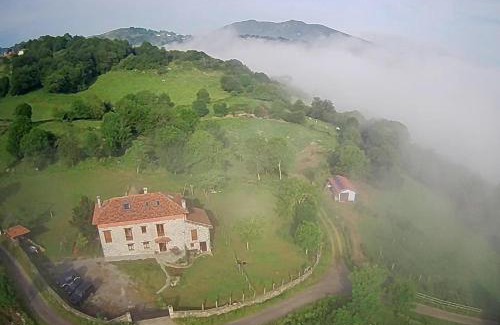 Lago House | Unforgettable Stay at El Conventu del Asturcon - 9.9/10