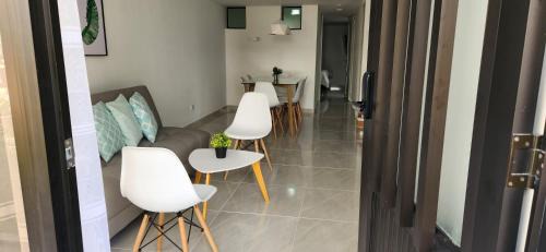 Pereira Apartment | Discover El Corazón del Eje Cafetero: Pet-Friendly Retreat