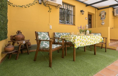 San Roque House | El Cortijo - Apartment With Free Wifi
