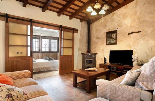 Conil de la Frontera House | Discover El Cortijo: Family-Friendly Retreat with Pool