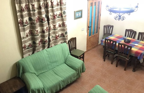 El Ballestero House | Relax at EL CUCO: Scenic Views by Lagunas de Ruidera