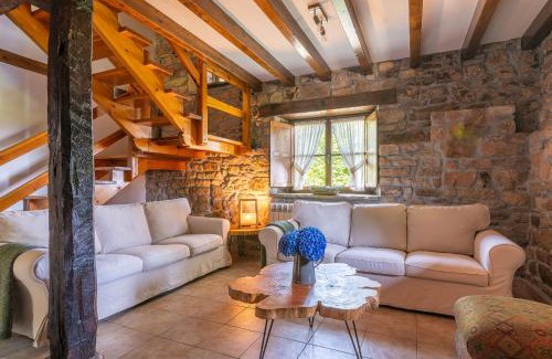 Argomilla Cabin | Discover El Currillo: A Pet-Friendly Rural Retreat