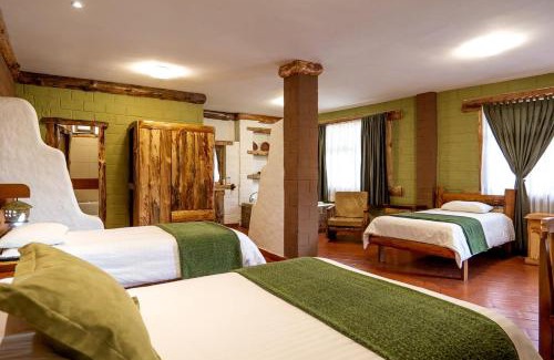 Vilcabamba Hotel | Relax at El Descanso del Toro Hosteria-Spa with Pool & Ocean View